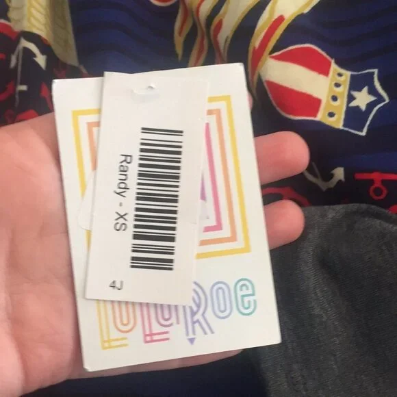 XS LuLaRoe Randy Tee DD11 1373 - Picture 3 of 5